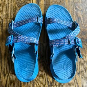 Chaco Women's Lowdown Sandals, only worn once or twice, hardly any wear, perfect